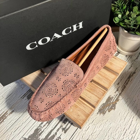 Coach Crosby w/Tea Rose Cutout - Picture 2 of 4